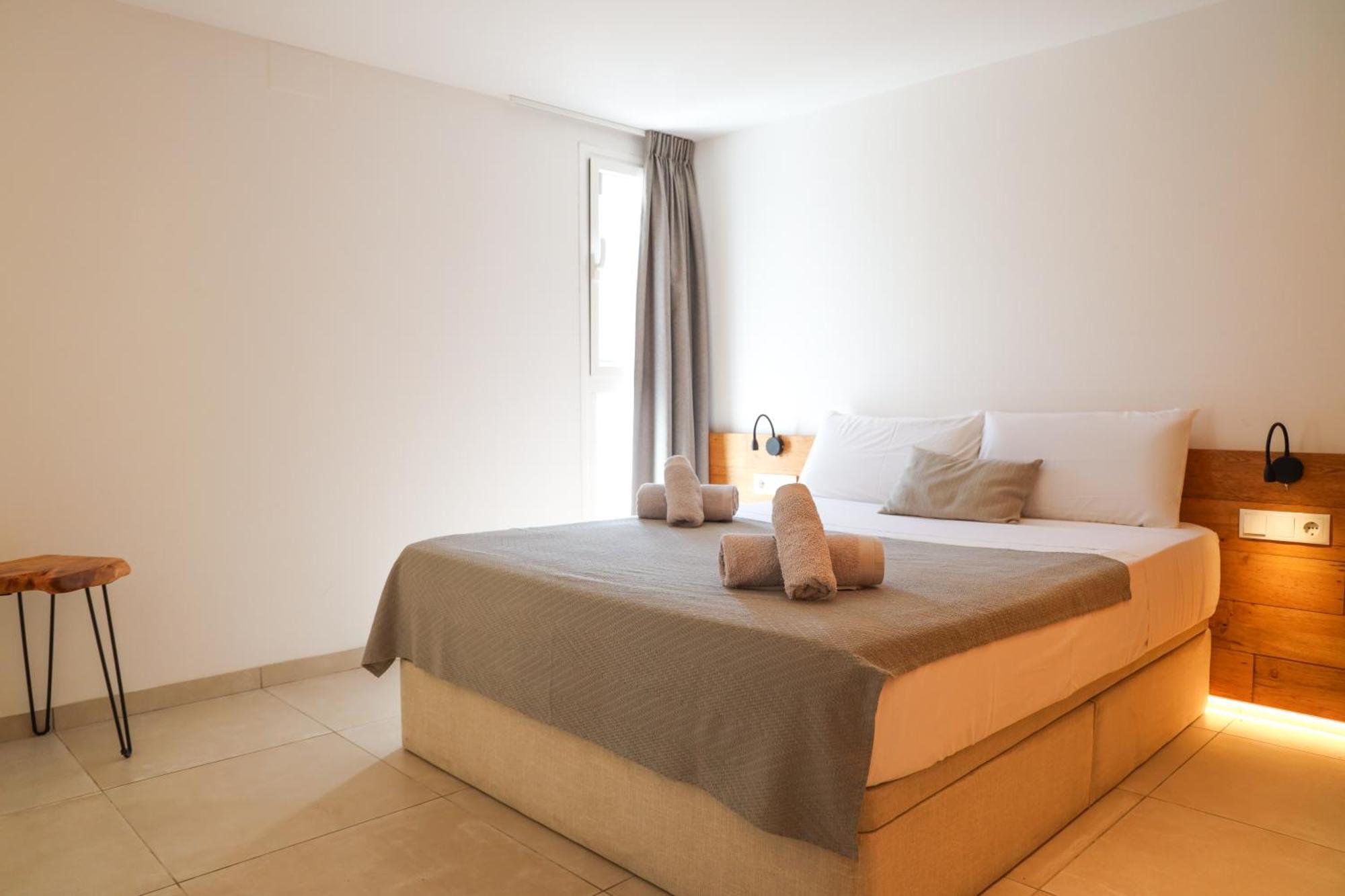 Cala Vadella Beachwalk Suites Habitación foto