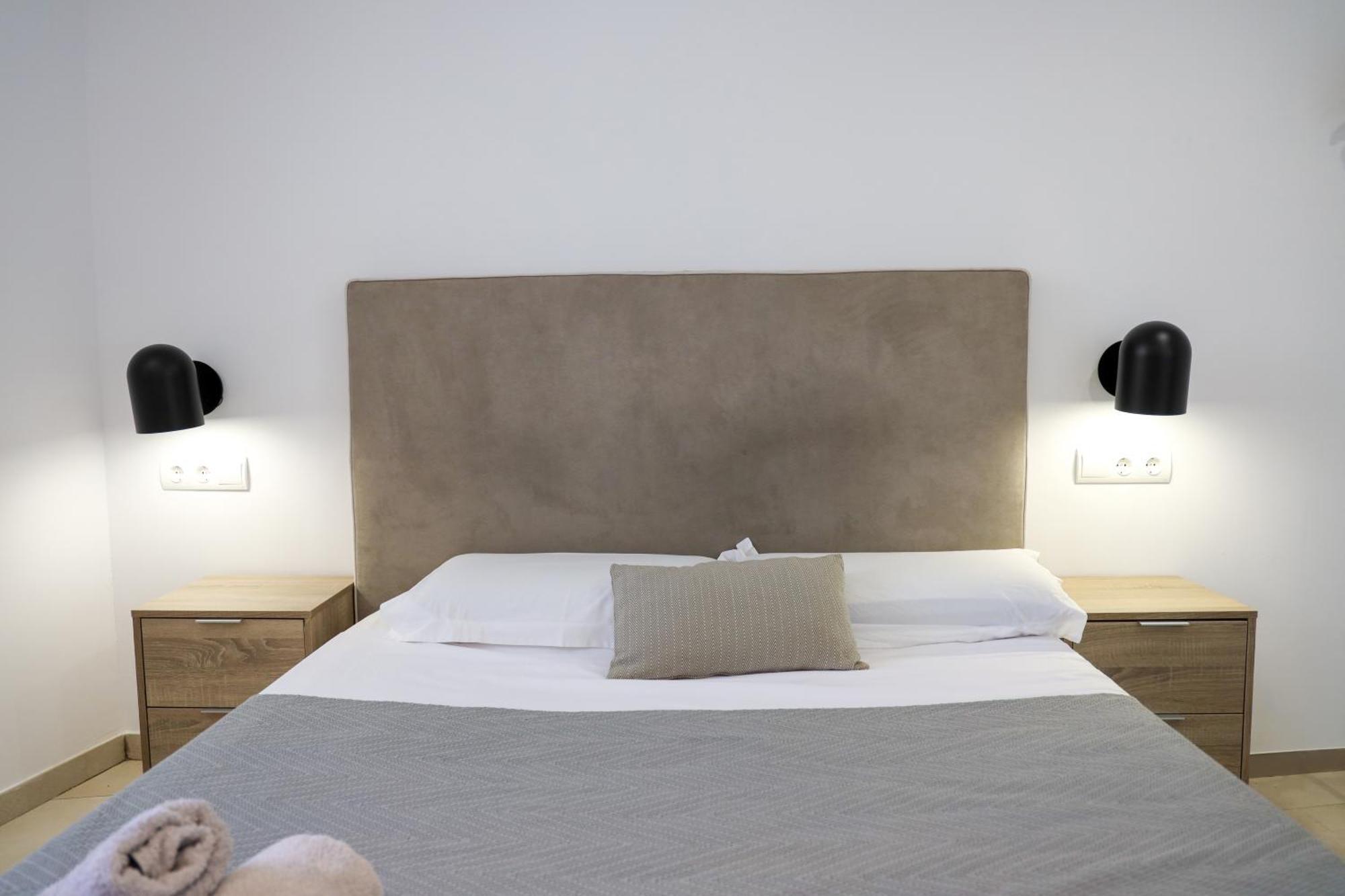 Cala Vadella Beachwalk Suites Habitación foto