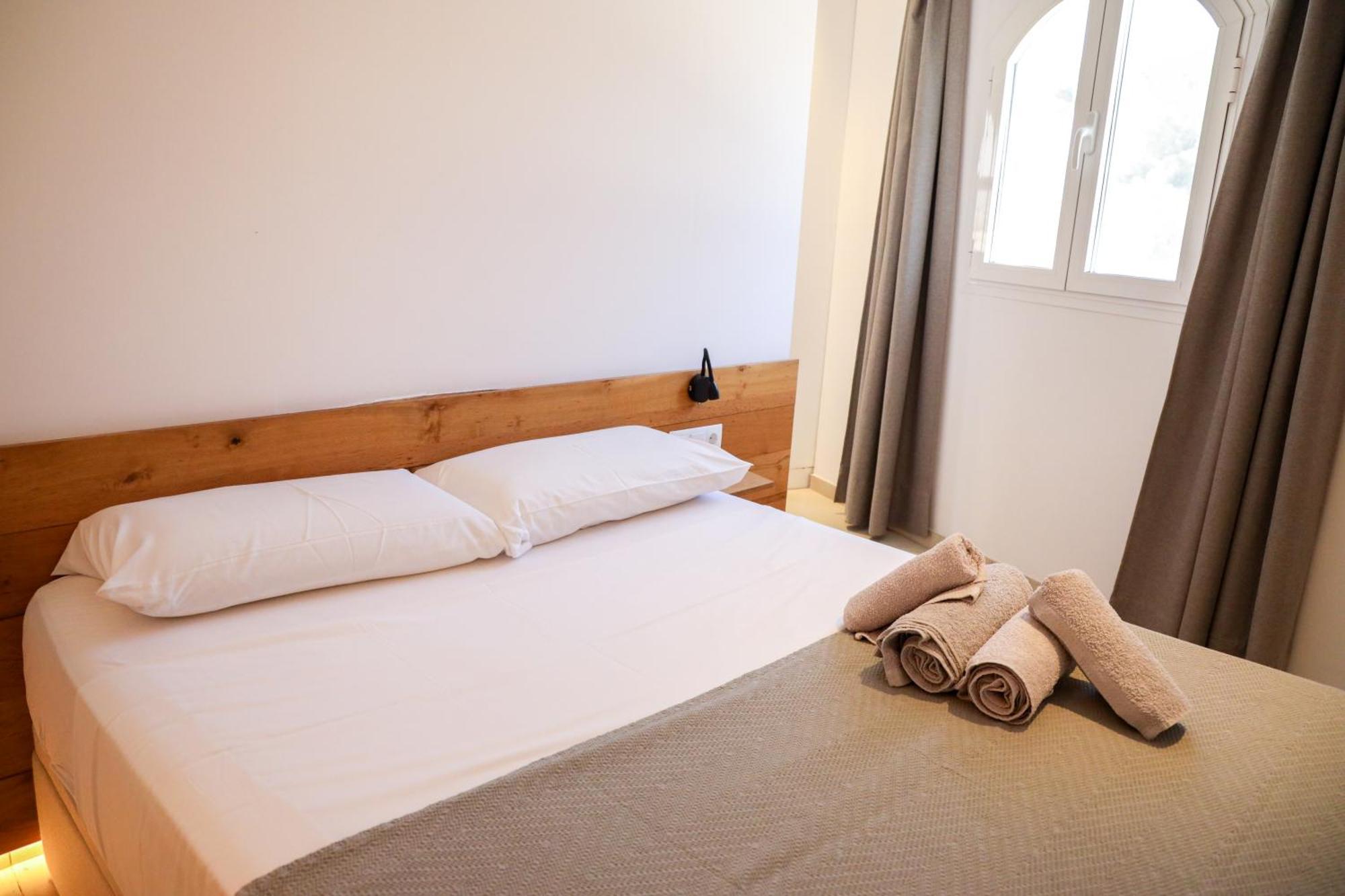 Cala Vadella Beachwalk Suites Habitación foto