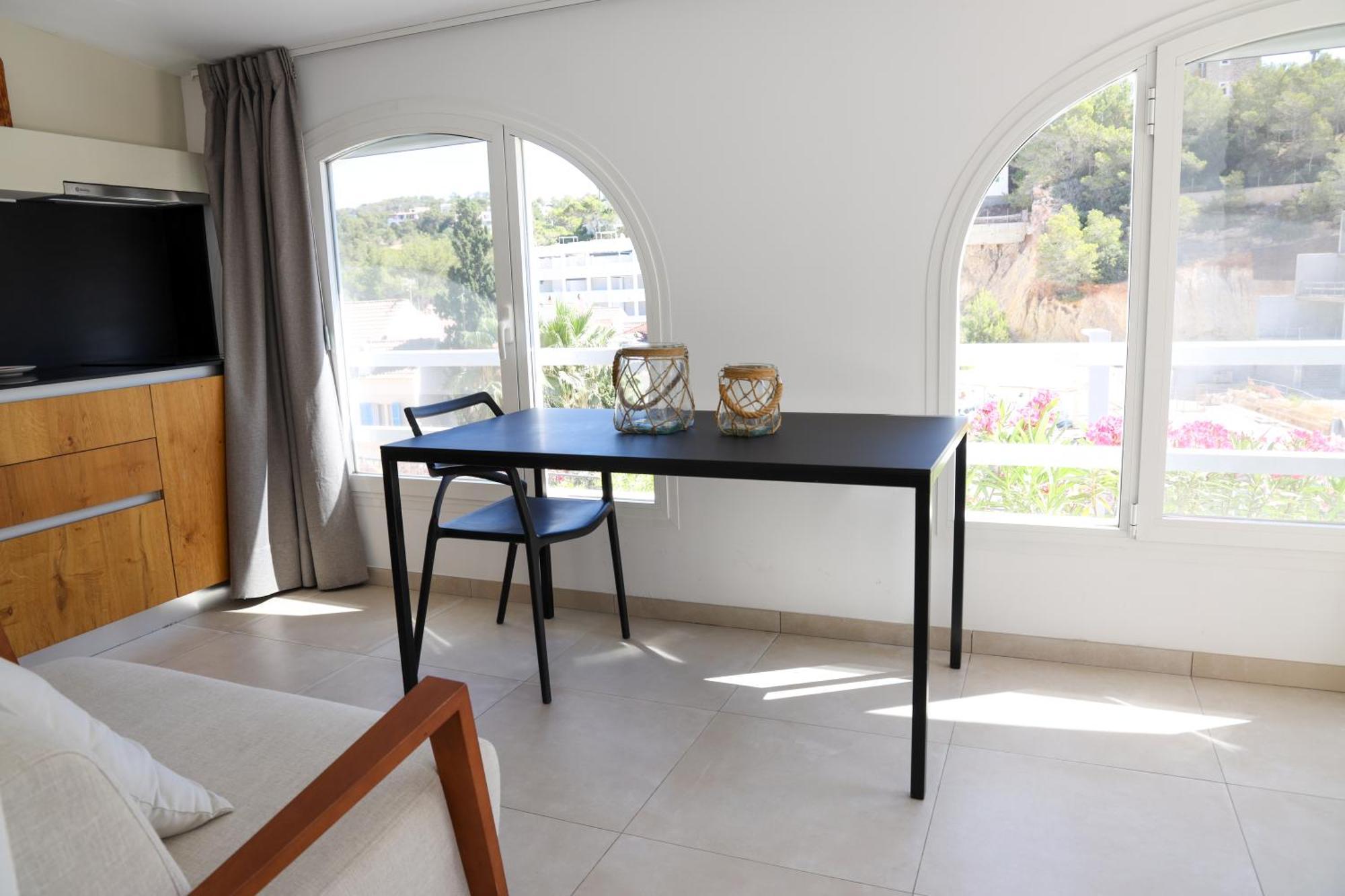 Cala Vadella Beachwalk Suites Habitación foto